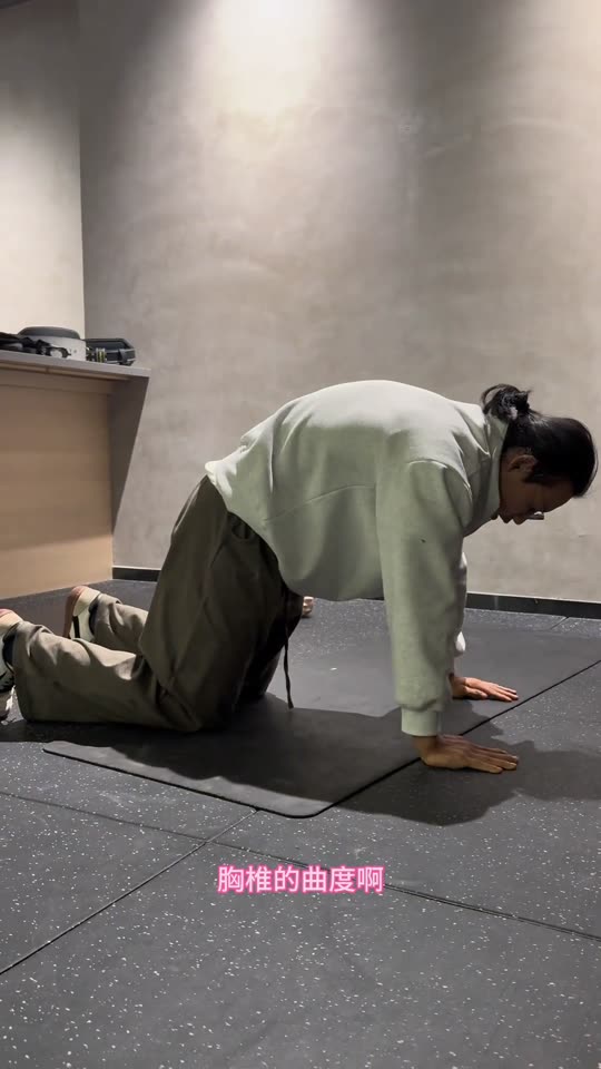 肩部跟练系列来啦 赶紧练起来吧 第 22 帧