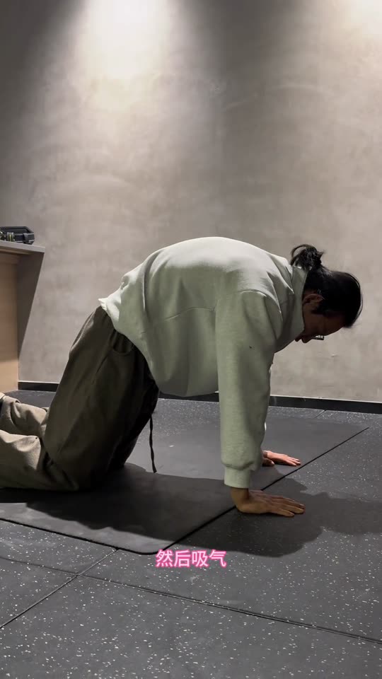 肩部跟练系列来啦 赶紧练起来吧 第 26 帧