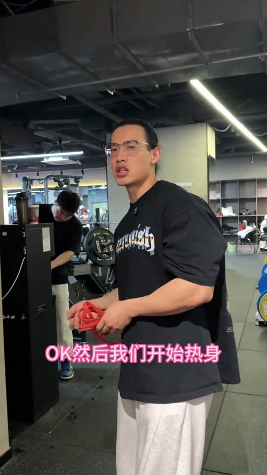 这是一套很棒的基础训练 对形体刻画 … 第 10 帧