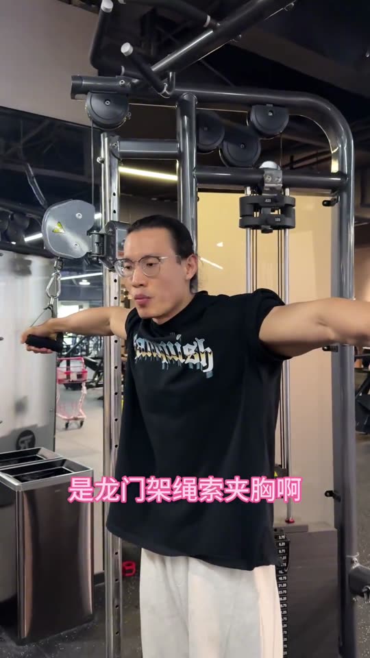 这是一套很棒的基础训练 对形体刻画 … 第 26 帧