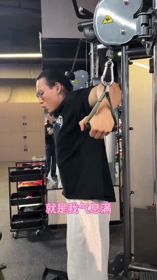 这是一套很棒的基础训练 对形体刻画 … 第 29 帧