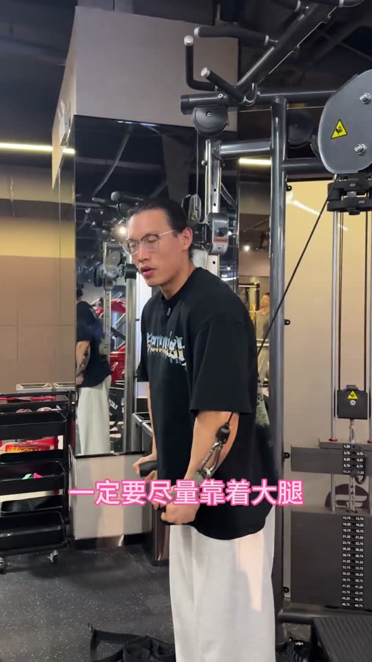 这是一套很棒的基础训练 对形体刻画 … 第 45 帧