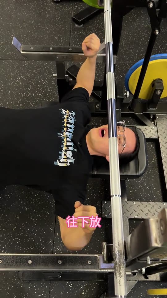 这是一套很棒的基础训练 对形体刻画 … 第 62 帧