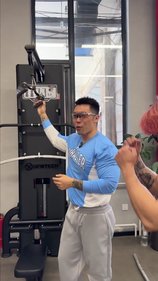 凯圣王 谭成义三分化 约练背vlog… 第 61 帧